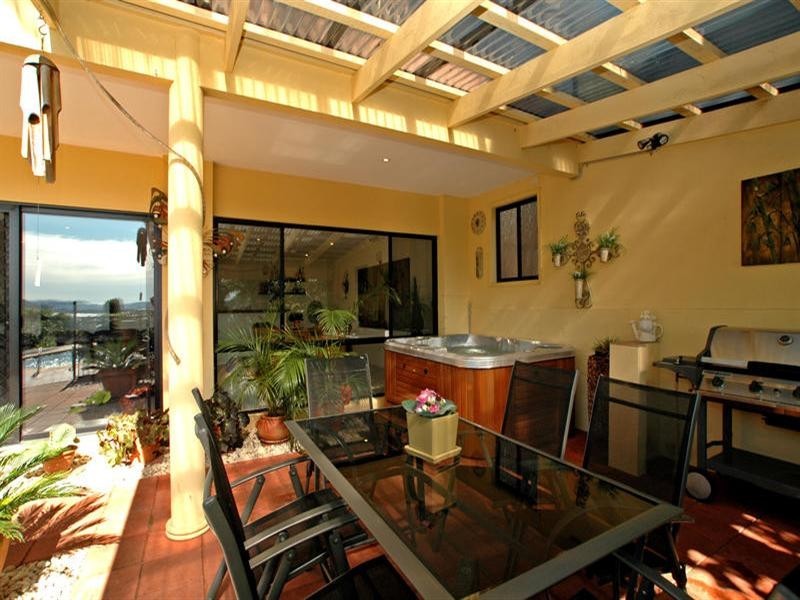 5 Bay View Road, Blackwall NSW 2256