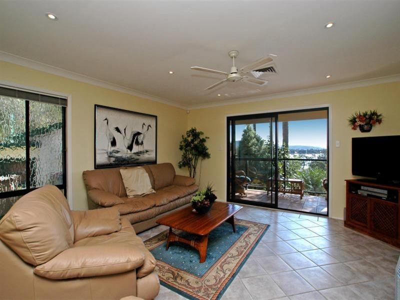 5 Bay View Road, Blackwall NSW 2256