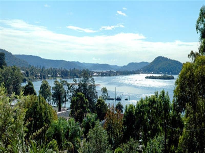 5 Bay View Road, Blackwall NSW 2256