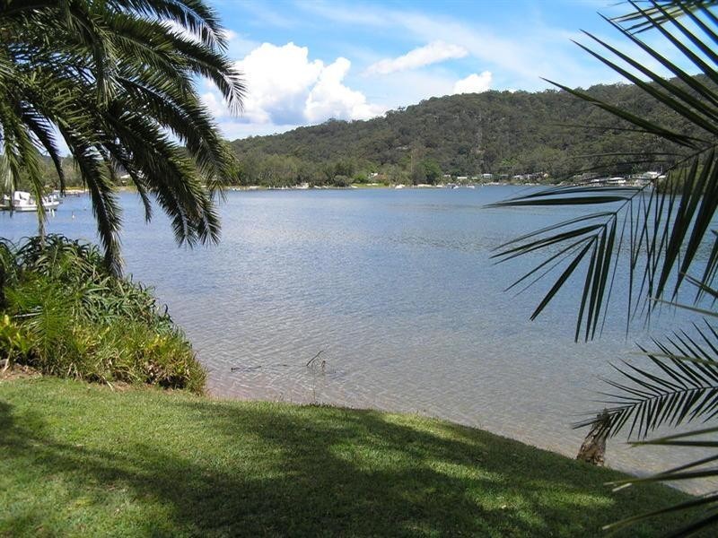 70 Jacaranda Avenue, Patonga NSW 2256