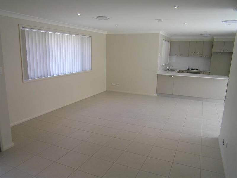 2/7 Farnell Road, Woy Woy NSW 2256