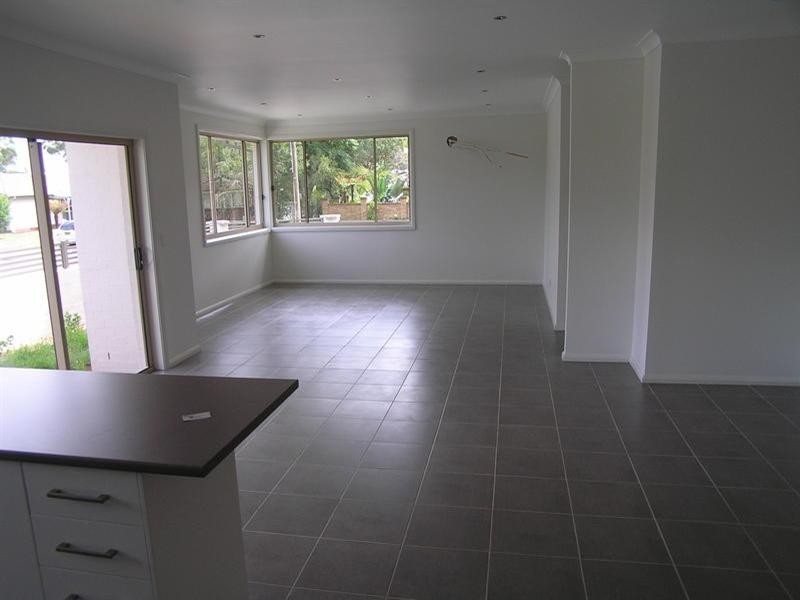 1/8 Warrigal Street, Blackwall NSW 2256