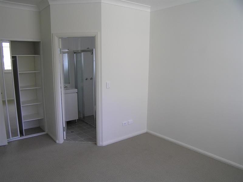 1/8 Warrigal Street, Blackwall NSW 2256