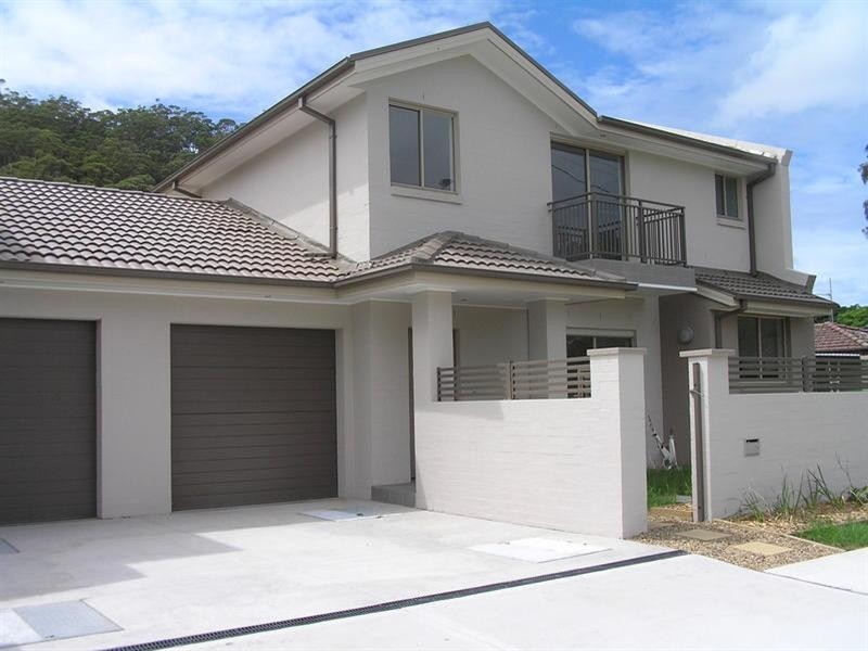 2/8 Warrigal Street, Blackwall NSW 2256