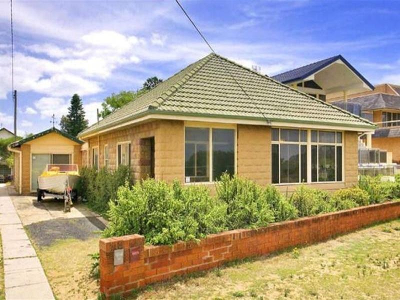 140 The Esplanade, Umina Beach NSW 2257