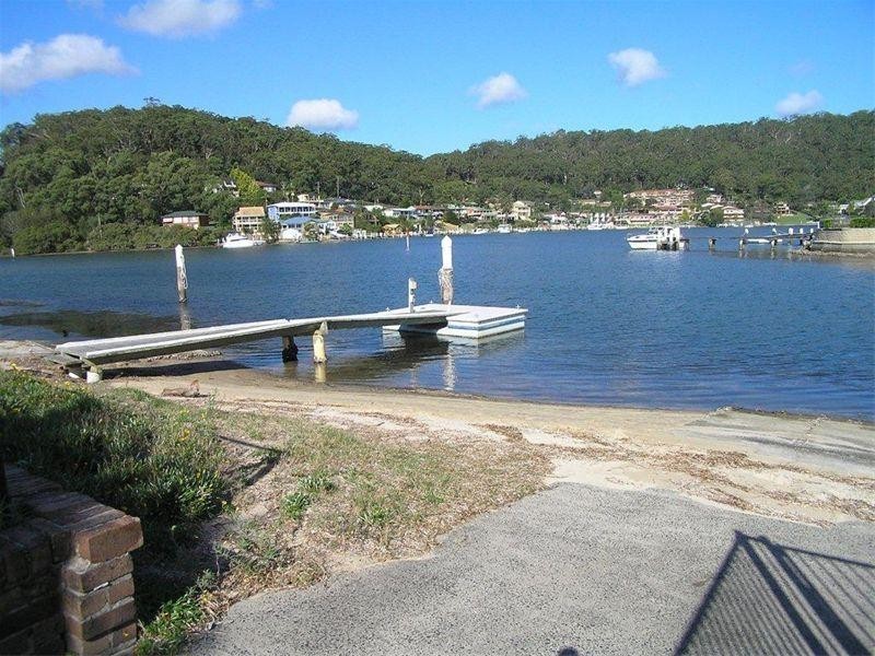 23 Salacia Close, St Huberts Island NSW 2257
