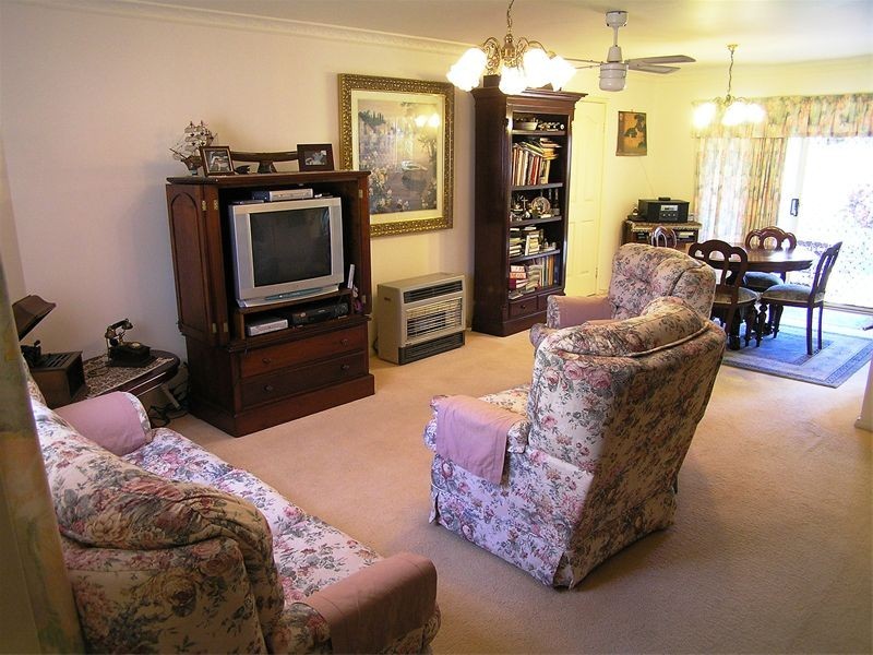 15 Gordon Road, Empire Bay NSW 2257