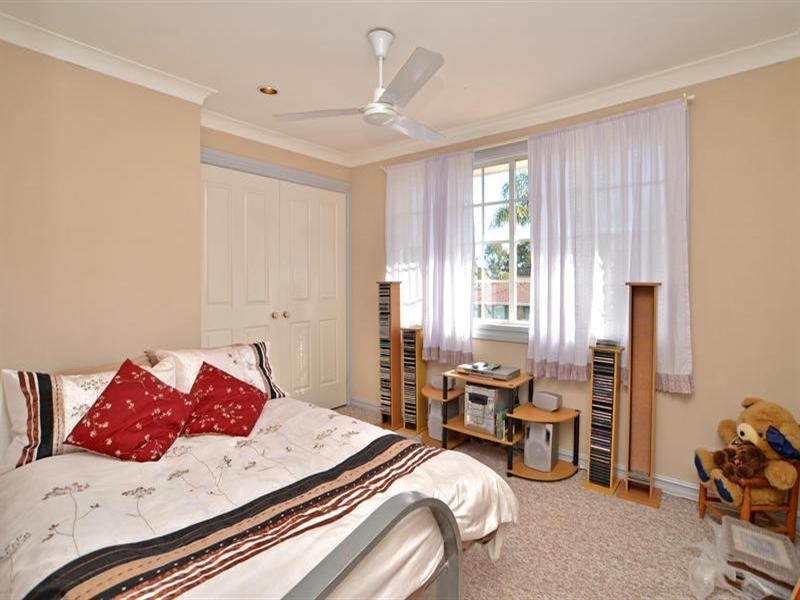 16 Attunga Close, St Huberts Island NSW 2257