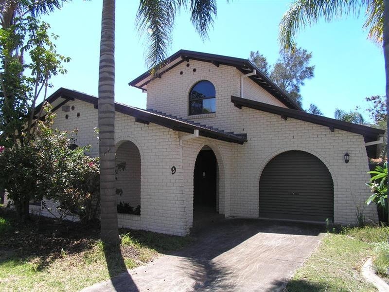 9 Nautilus Crescent, St Huberts Island NSW 2257