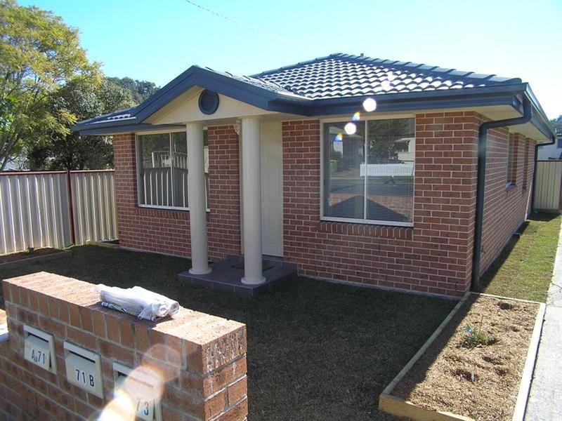 b 71 Waterview Street, Woy Woy NSW 2256