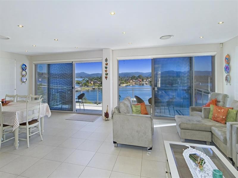 11 Empire Bay Drive, Daleys Point NSW 2257