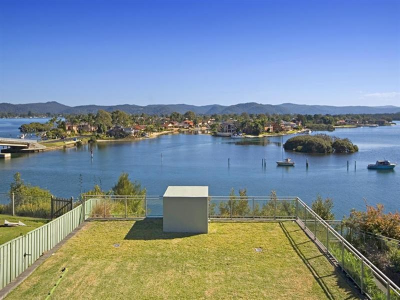 11 Empire Bay Drive, Daleys Point NSW 2257