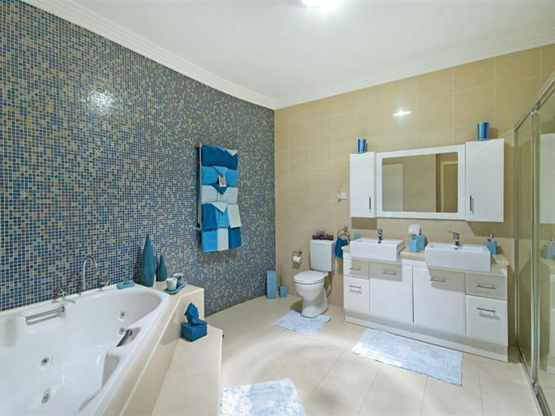 11 Empire Bay Drive, Daleys Point NSW 2257