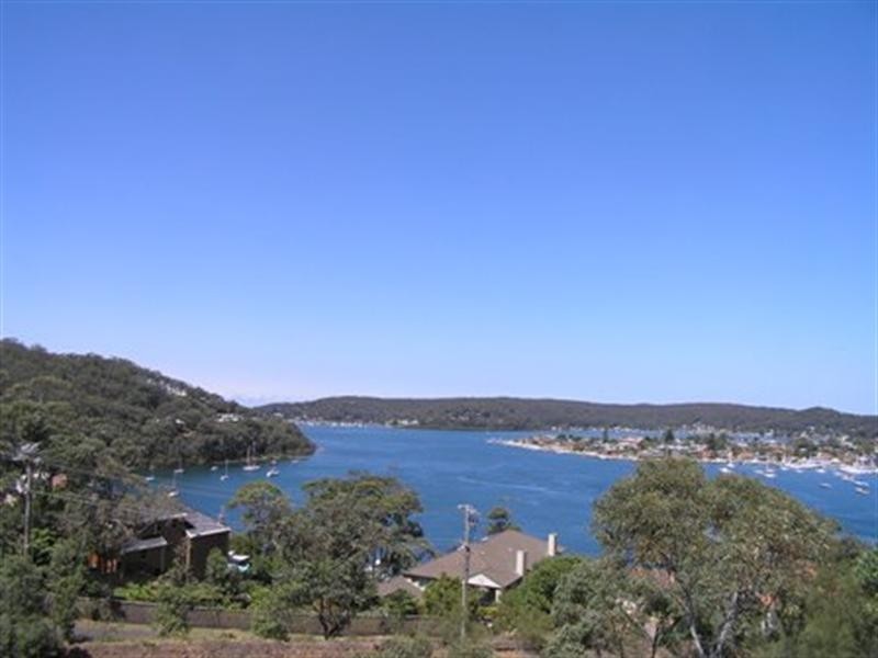59 Daley Avenue, Daleys Point NSW 2257