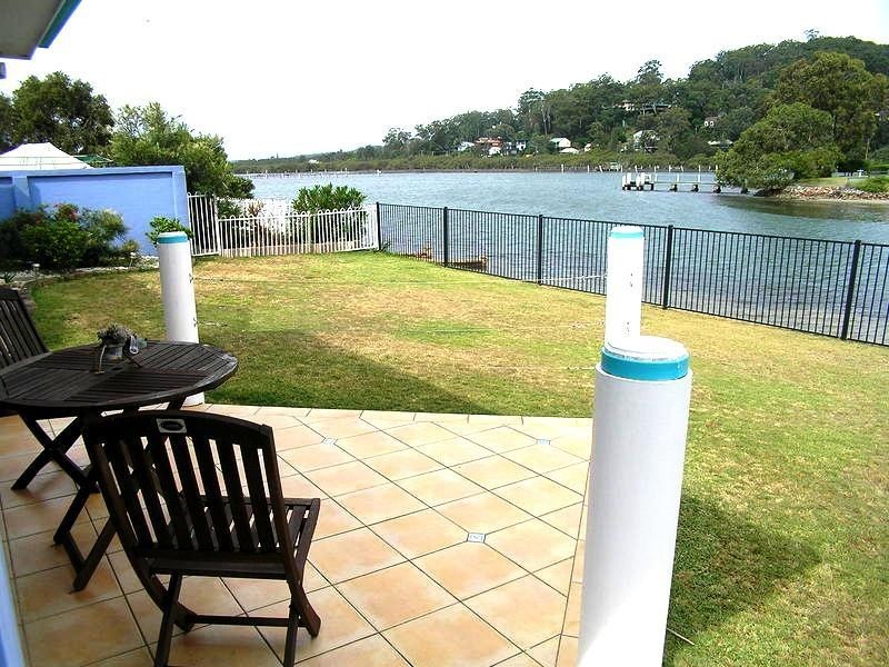 27 Nautilus Crescent, St Huberts Island NSW 2257