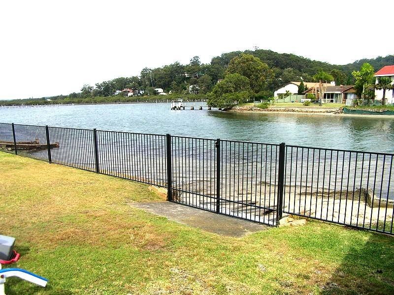 27 Nautilus Crescent, St Huberts Island NSW 2257