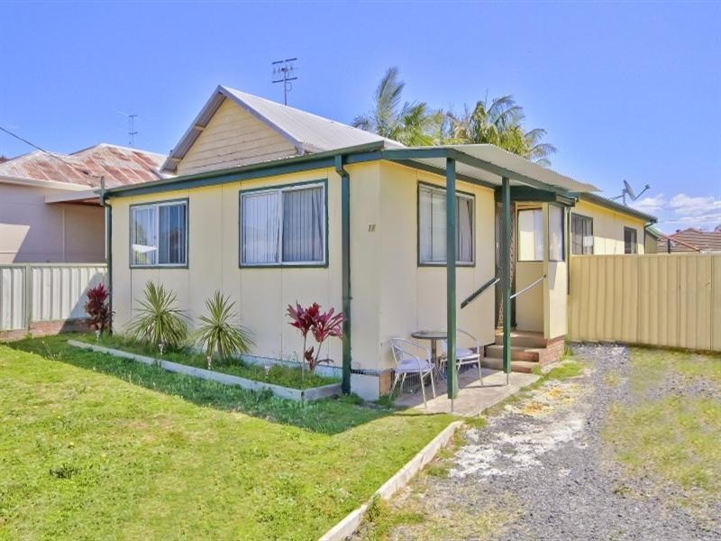 18 Webb Road, Booker Bay NSW 2257