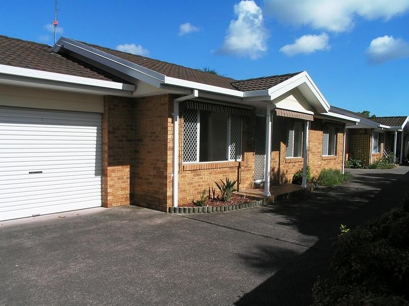 2/12 Bowden Road, Woy Woy NSW 2256