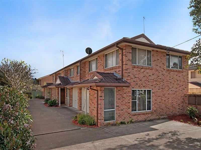 4/25 Paton Street, Woy Woy NSW 2256