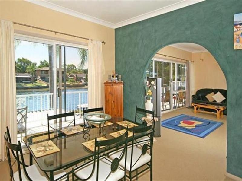 12 Salacia Close, St Huberts Island NSW 2257