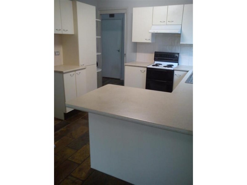 10 Erina Street, Woy Woy NSW 2256