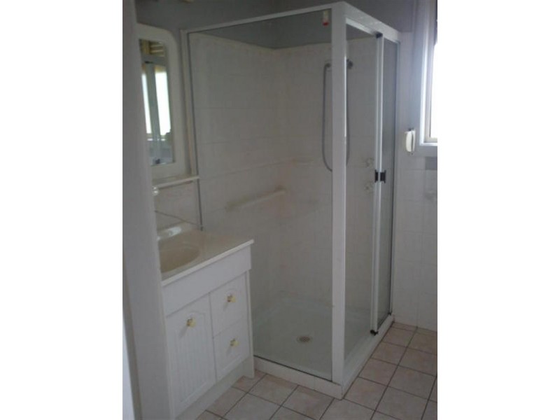 10 Erina Street, Woy Woy NSW 2256