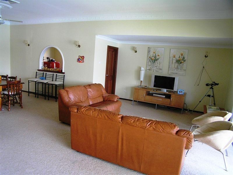 13 Tulani Avenue, Daleys Point NSW 2257