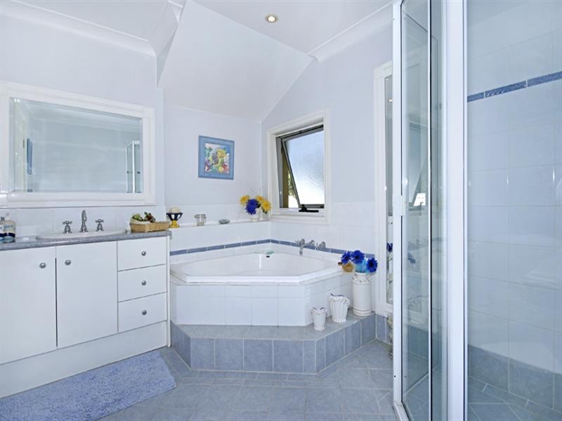 214 Woy Woy Road, Horsfield Bay NSW 2256