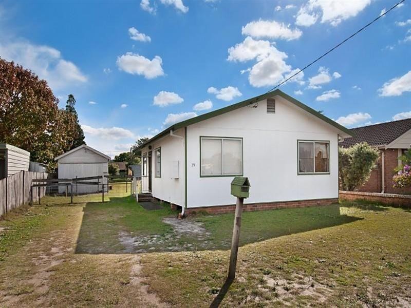 35 Edward Street, Woy Woy NSW 2256