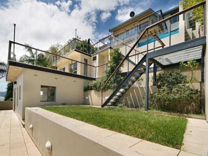 78 & 78a Daley Avenue, Daleys Point NSW 2257