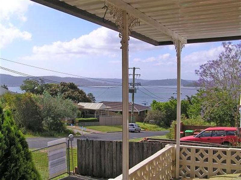 10 Brighton Road, Saratoga NSW 2251