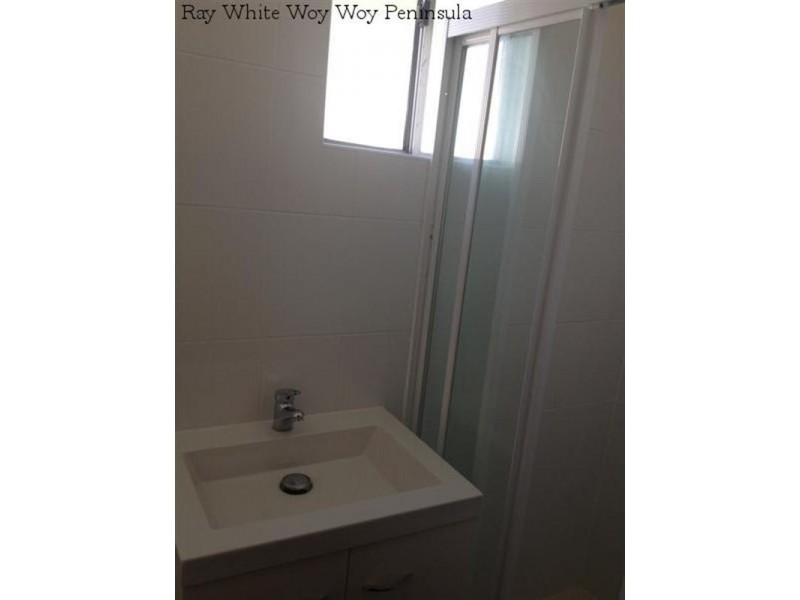 17 Rawson Road, Woy Woy NSW 2256