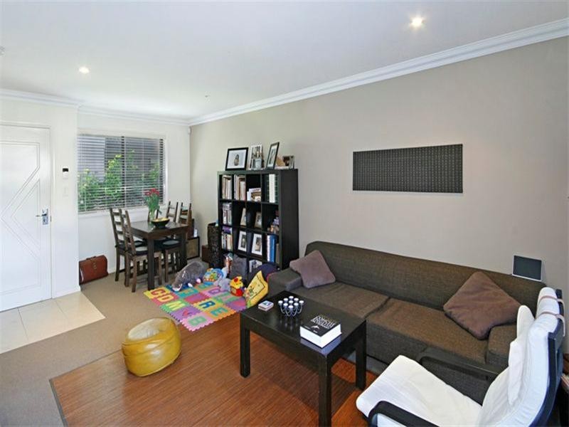 8/88 Dunban Road, Woy Woy NSW 2256