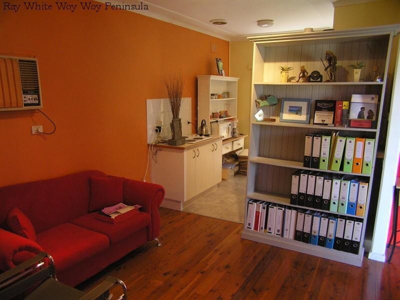 43 Ocean Beach Road, Woy Woy NSW 2256