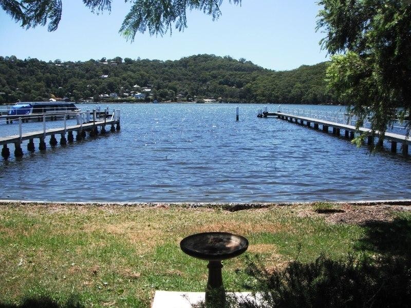 25 Waterview Street, Woy Woy NSW 2256