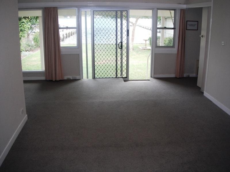 25 Waterview Street, Woy Woy NSW 2256