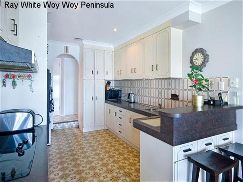 9 CUTTLEFISH Parade, St Huberts Island NSW 2257