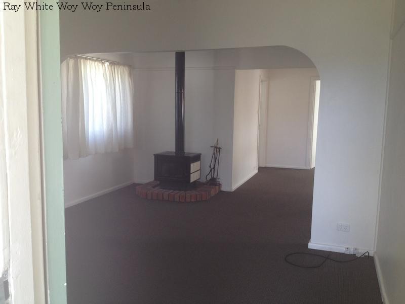 17 Rawson Road, Woy Woy NSW 2256