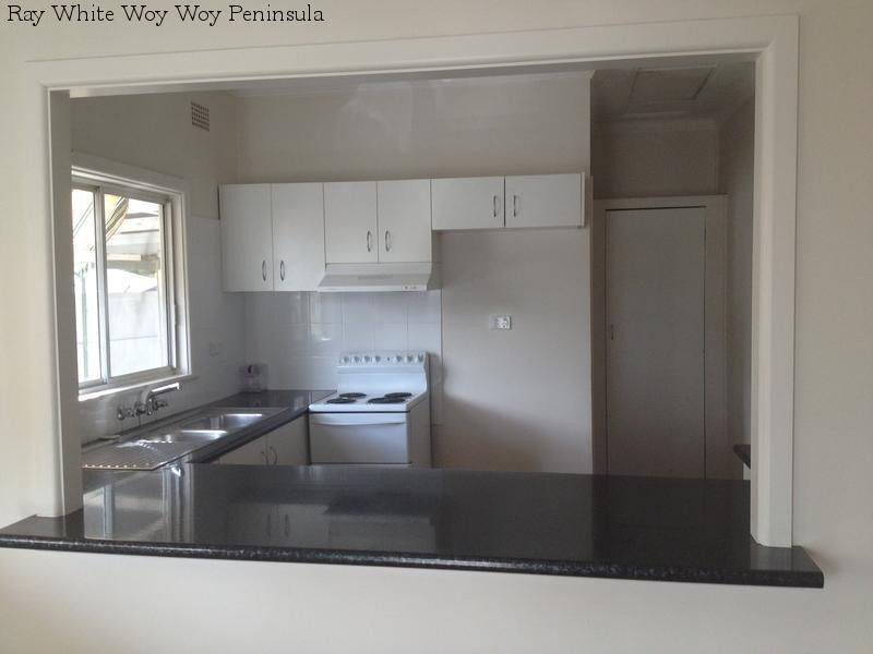 17 Rawson Road, Woy Woy NSW 2256