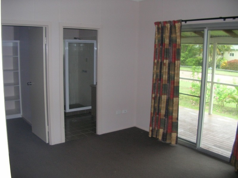 9 Cameron Street, Katherine NT 0850