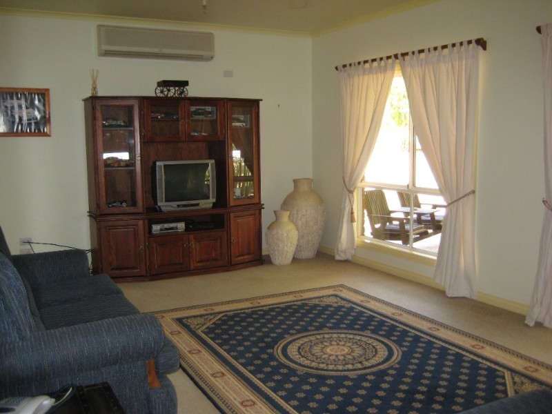 307 Zimin Drive, Katherine NT 0850