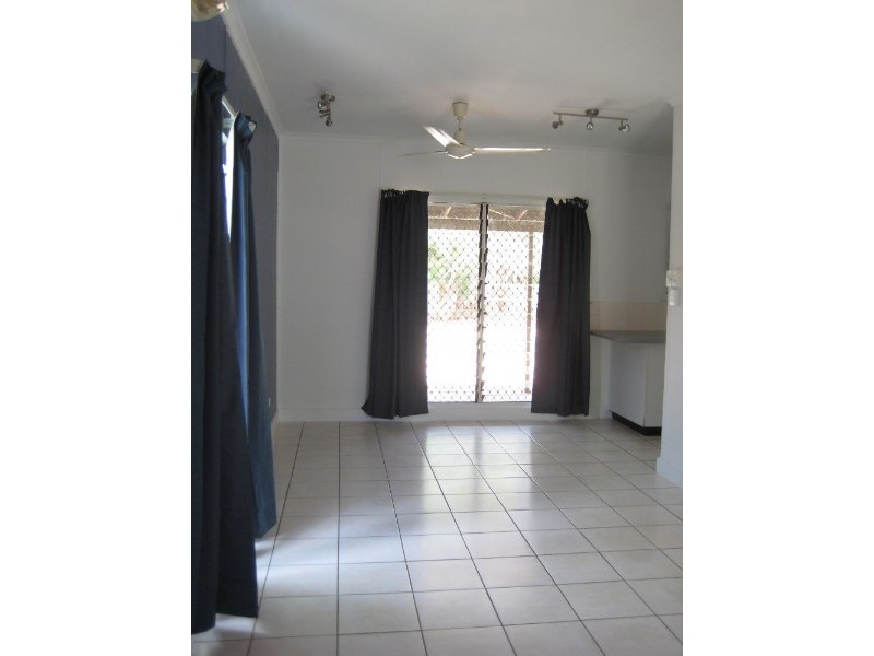18 Sandalwood Crescent, Katherine NT 0850