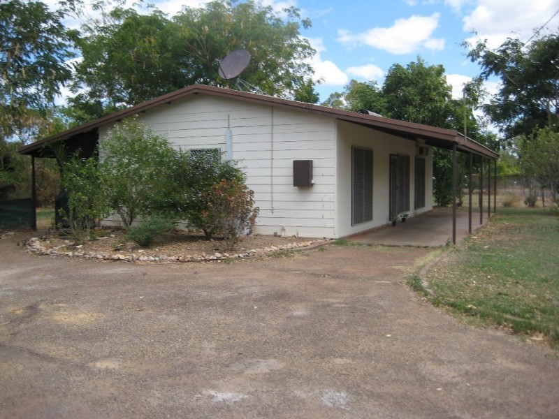 18 Sandalwood Crescent, Katherine NT 0850