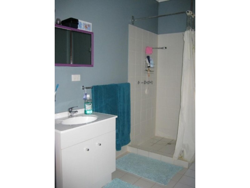 65 Hall Road, Katherine NT 0850