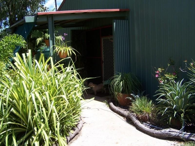 65 Hall Road, Katherine NT 0850