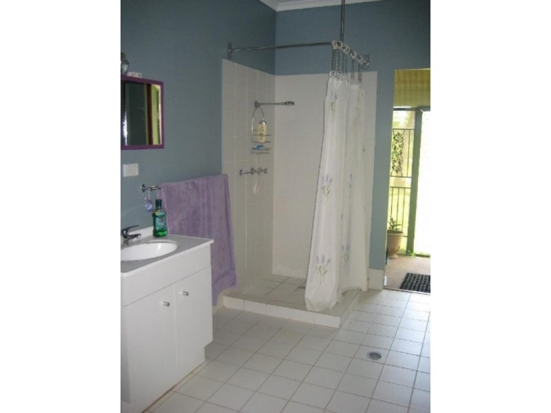 65 Hall Road, Katherine NT 0850