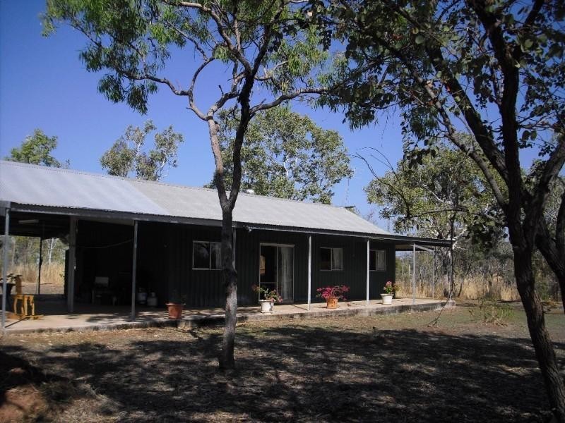 39 Bray Road, Katherine NT 0850