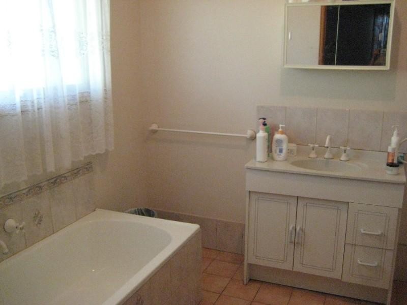11 Raymond Place, Katherine NT 0850