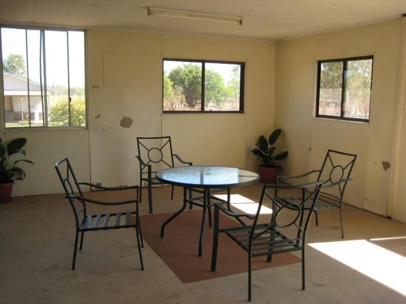 25 Gwendoline Drive, Katherine NT 0850