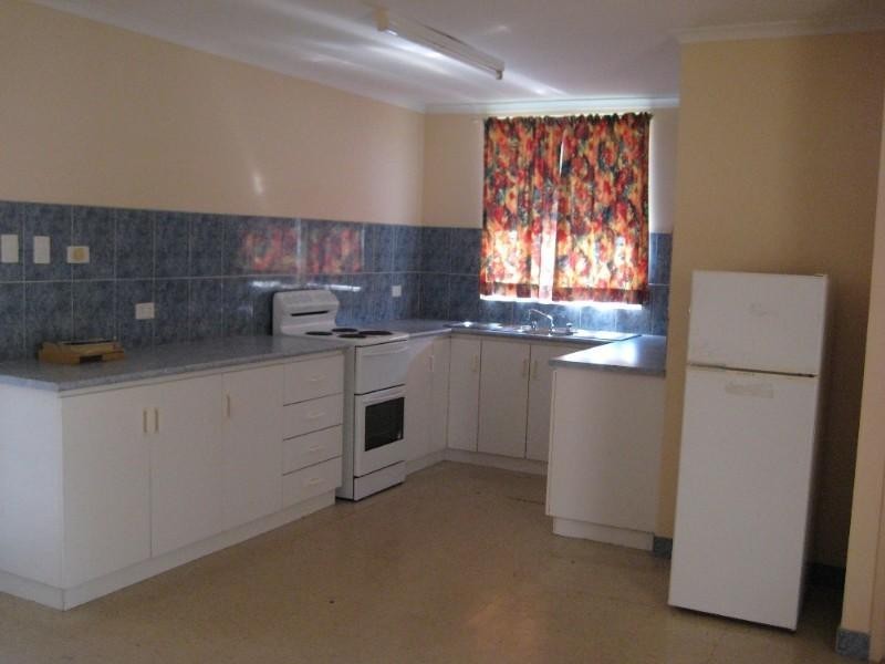25 Gwendoline Drive, Katherine NT 0850